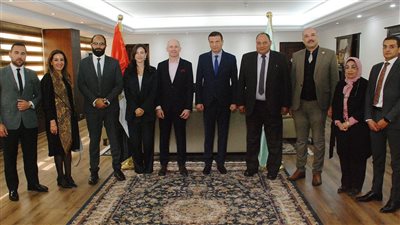 مصر تفتح آفاقًا جديدة للاستثمار الزراعي: وزير الزراعة يبحث مع كرافت هاينز تحويل مصر لمركز صناعي وتصديري عالمي