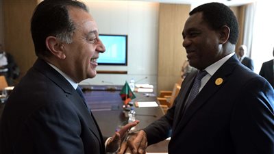 مدبولي يبحث مع رئيس زامبيا تعزيز التعاون في مجالات الطاقة والزراعة والبنية التحتية خلال اجتماع على هامش قمة الاتحاد الأفريقي