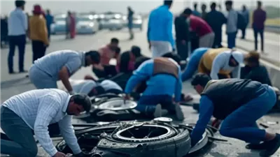 حادث مأساوي على طريق مهرجان “ماها كومب ميلا” في الهند يؤدي إلى مقتل عشرة حجاج وإصابة 19 آخرين وسط دعوات لتعزيز إجراءات السلامة