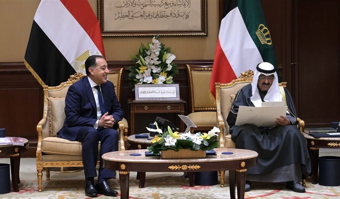 أمير الكويت يستقبل