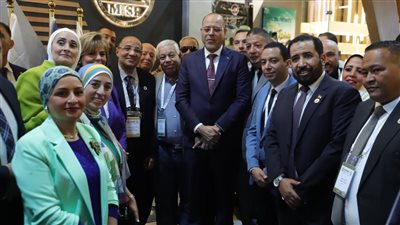 خلال جولته بمعرض 