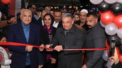 افتتاح معرض “أهلاً رمضان” بالإسماعيلية: تخفيضات على السلع الغذائية والاستهلاكية ودعم للأسر المنتجة وتمكين المرأة اقتصاديًا