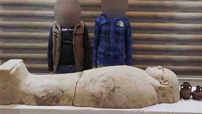 ضبط شخص بحوزته قطع أثرية في سوهاج بغرض الاتجار