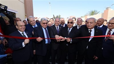 وزير العدل يفتتح مجمع خدمات الشهر العقاري بالغردقة ويتفقد محاكم البحر الأحمر لتعزيز منظومة العدالة الرقمية