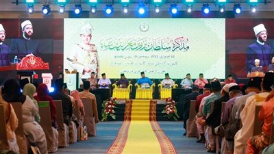 وزير الأوقاف المصري يلقي المحاضرة العلمية الرئيسية في مجلس مذاكرة السلطان نزرين معز الدين شاه حول التصوف وأثره في بناء الإنسان وحماية الأوطان