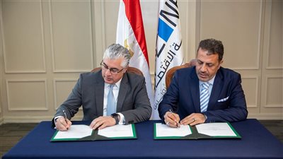 المنطقة الاقتصادية لقناة السويس توقع عقدًا جديدًا لتجميع معدات الدواجن باستثمارات 3.3 مليون دولار لدعم التصنيع المحلي وتقليل الاستيراد