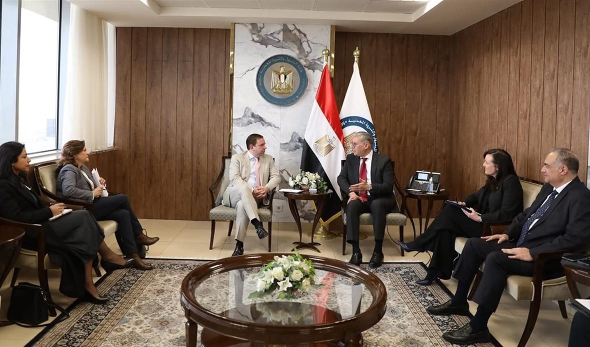 وزارة البترول  وشل