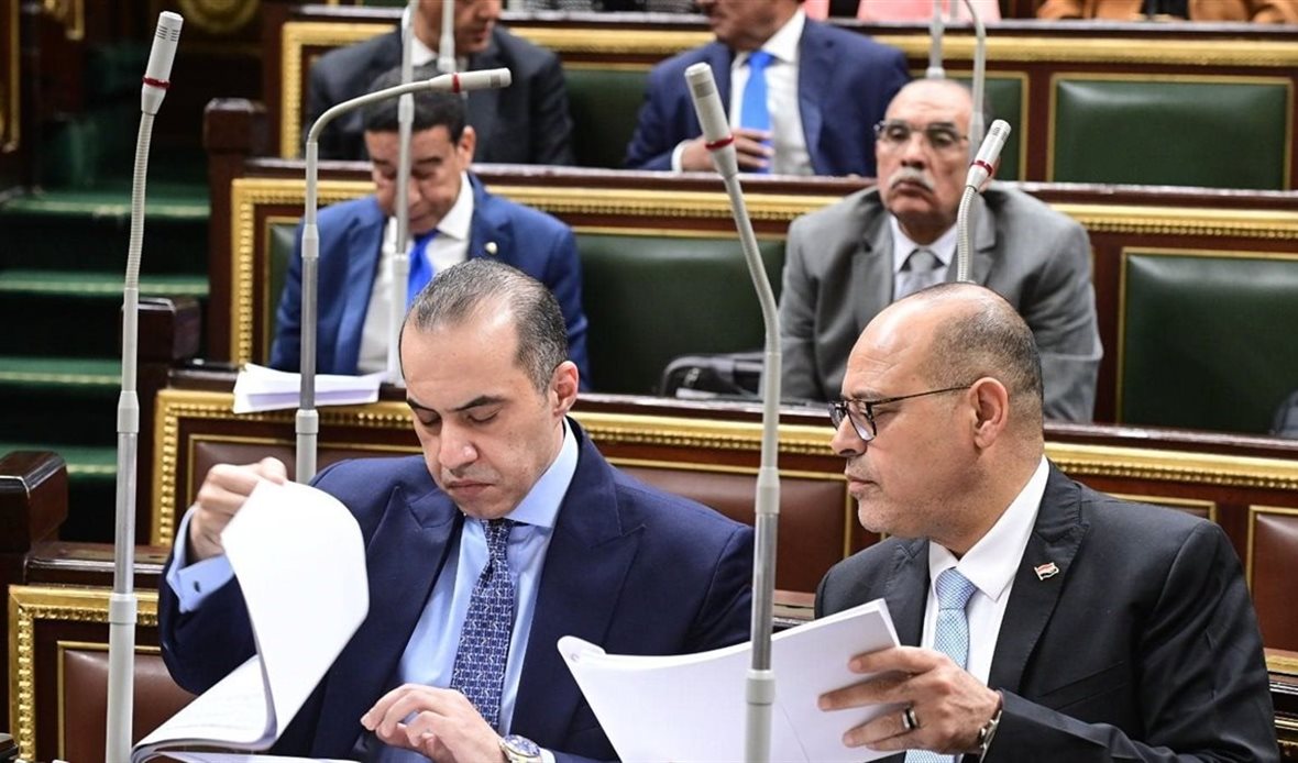 وزير العمل ووزير