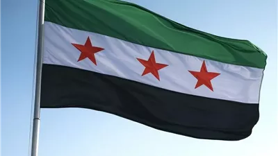 ‎سوريا على أبواب مرحلة دولية جديدة: الشرع يطلب لقاء ترامب، محادثات غير مباشرة مع إسرائيل، وتمويل قطري للرواتب وسط دعم فرنسي لرفع العقوبات