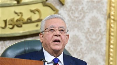 مشروع قانون العمل الجديد يرسخ حقوق العمال ويحظر الفصل التعسفي لضمان استقرار سوق العمل في مصر