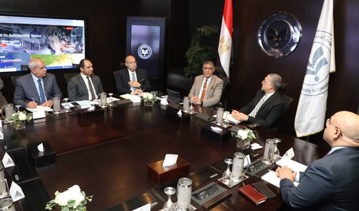 تعاون استثماري بين