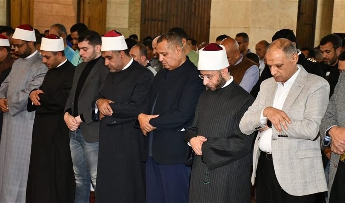 وزير الأوقاف يدعو