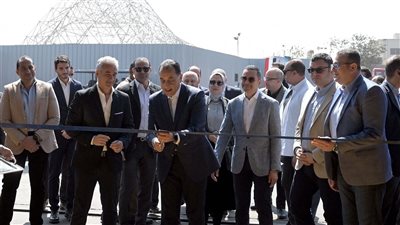 رئيس الوزراء يفتتح توسعات مصنع قنديل للصلب ويدعم تطوير الصناعة الوطنية لتعزيز الإنتاج المحلي
