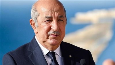 تبون: مصانع تحلية مياه البحر إنجاز جزائري خالص يؤسس لمدرسة وطنية في المشاريع الكبرى ويدفع عجلة التنمية المستدامة في الجزائر