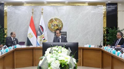 القابضة للتشييد تحقق 1.8 مليار جنيه أرباحًا و15.9 مليار جنيه إيرادات.. ووزير قطاع الأعمال يؤكد أهمية تعزيز الشراكات والاستثمار في المشروعات القومية