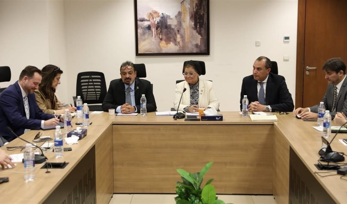 مصر وفرنسا تمهّدان