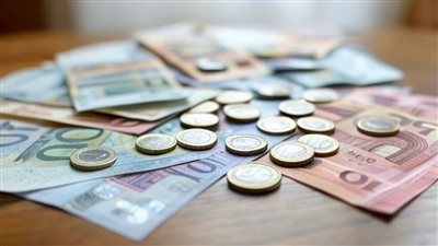 البنك المركزي الأوروبي يواجه ضغوطًا متزايدة لخفض أسعار الفائدة وسط تراجع التضخم والتوترات الاقتصادية
