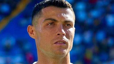 كريستيانو رونالدو يقترب من شراء نادي فالنسيا الإسباني بدعم مستثمرين عرب رغم نفي بيتر ليم وتصاعد الأزمة المالية واحتمالات هبوط الفريق من الدوري الإسباني