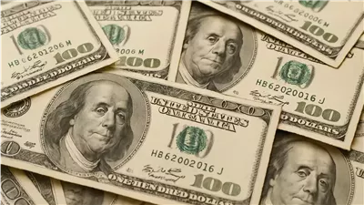 سعر الدولار الأمريكي مقابل الجنيه المصري اليوم الأربعاء 16 أبريل 2025: استقرار في السوق الرسمية وتفاوت بين البنوك المصرية الكبرى