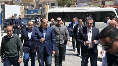 13 مشروعًا صحيًا بأسيوط انتهت قيمتها تجاوزت المليار و12 مشروعًا بالخطة المقبلة.. ومدبولي يتابع تطوير مستشفى منفلوط ويطمئن على جاهزيته لخدمة 700 ألف مواطن