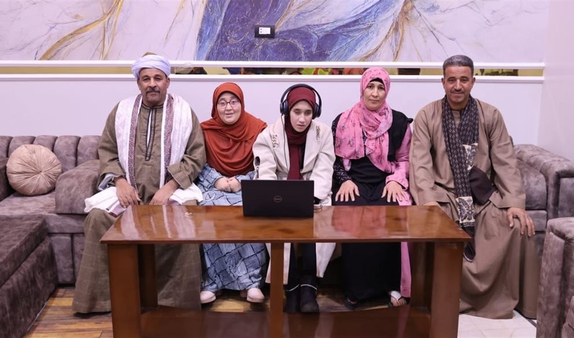 وزارة الاتصالات تسلم