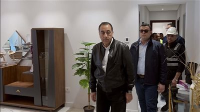 رئيس الوزراء يتفقد مشروع “بيتك في مصر” في أبراج العلمين الجديدة الشاطئية ويؤكد تسليم الوحدات السكنية قبل نهاية يونيو 2025