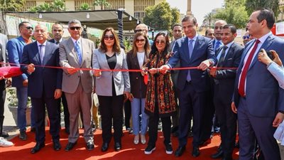 وزيرة التضامن تفتتح معرض “ديارنا زهور الربيع” بالتزامن مع معرض زهور الربيع ويضم 60 جناحًا لدعم الحرف اليدوية والأسر المنتجة