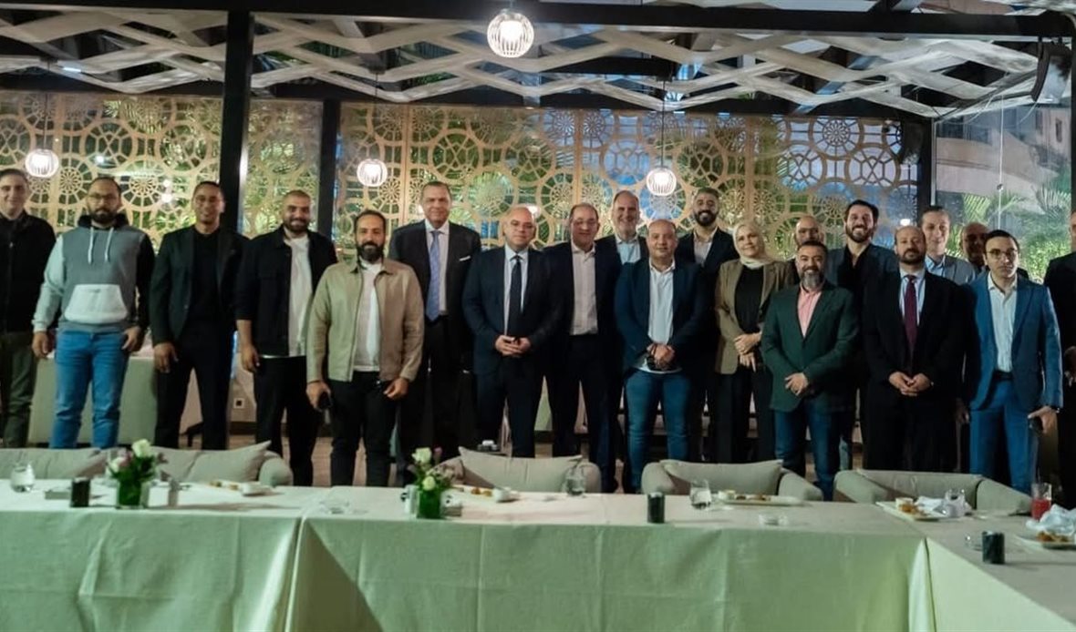 لقاء وزير المالية