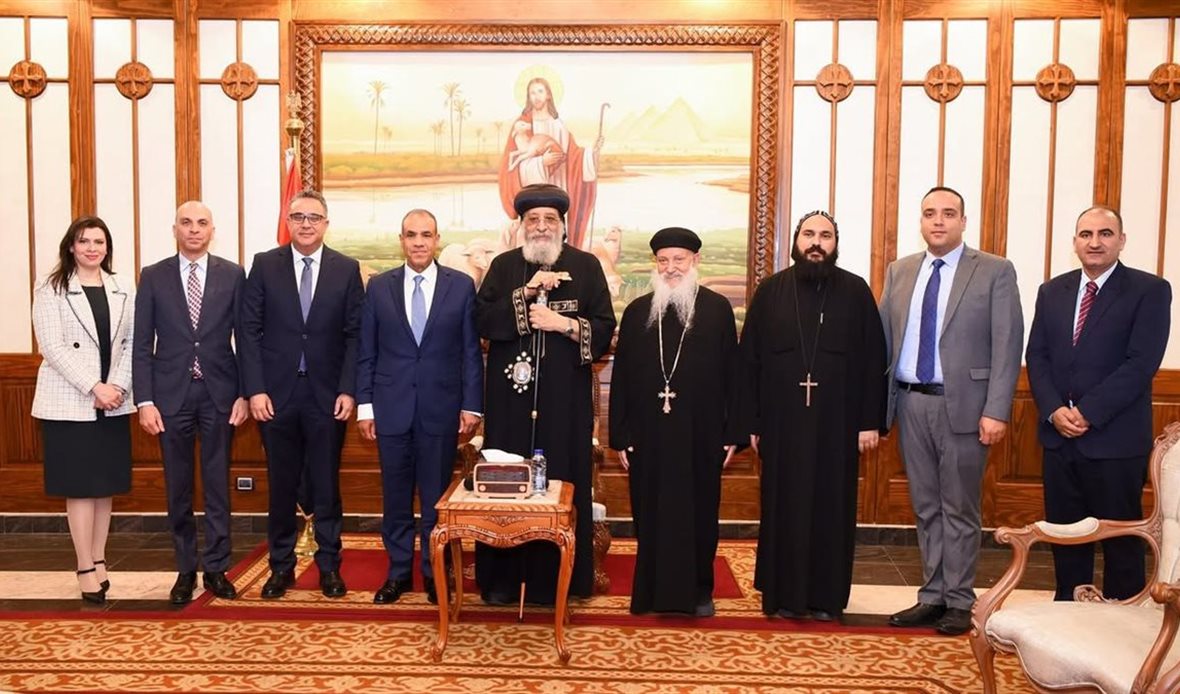 وزير الخارجية والهجرة