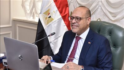 وزير العمل يُعلن: إجازة مدفوعة الأجر للعاملين بالقطاع الخاص الإثنين والخميس بمناسبتي شم النسيم وتحرير سيناء مع مضاعفة الأجر حال التشغيل