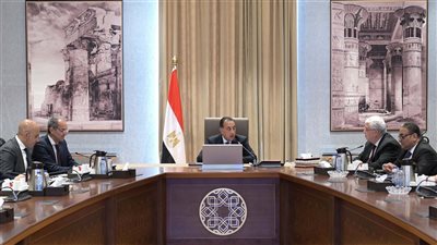 رئيس الوزراء يتابع خطط دعم مدارس التكنولوجيا التطبيقية ويؤكد: رؤية متكاملة لتمكين خريجي مدارس WE من الالتحاق بالجامعات وتوسيع دورها في دعم الاقتصاد الرقمي
