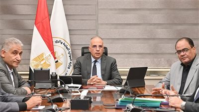 وزير الري يتابع جهود المنظومة المائية في المنيا ويشدد على التزام الإدارات بالحصص وتطبيق القانون على المخالفات ضمن استعدادات أقصى الاحتياجات المائية