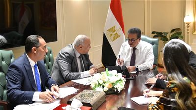 وزير الصحة يعتمد خطة دعم الأطباء ويتكفّل برسوم البورد والدراسات العليا وتحسين بيئة العمل الطبي بالتعاون مع صندوق تعويض مخاطر المهن الطبية