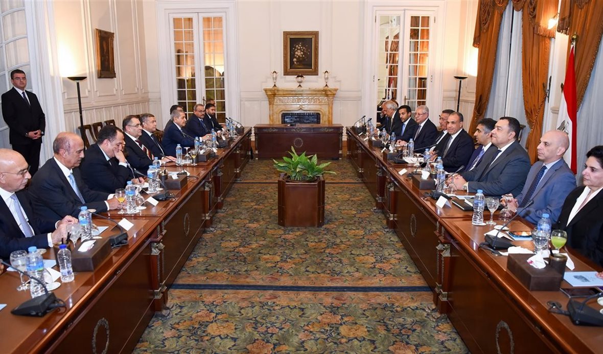 وزير الخارجية والهجرة