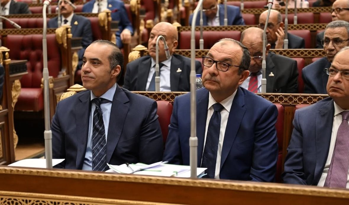 مجلس الشيوخ يناقش
