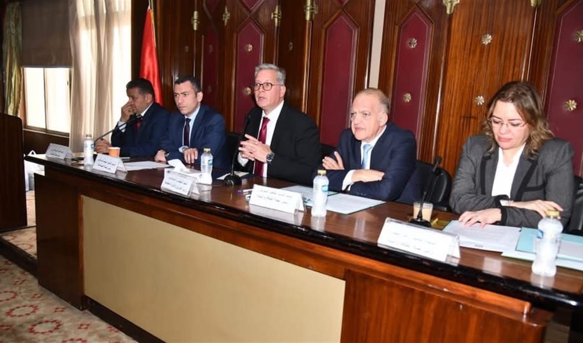 وزير البترول يؤكد