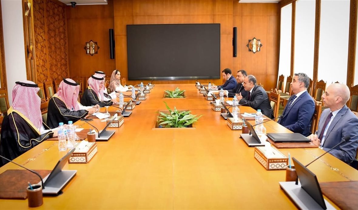 وزير الخارجية والهجرة