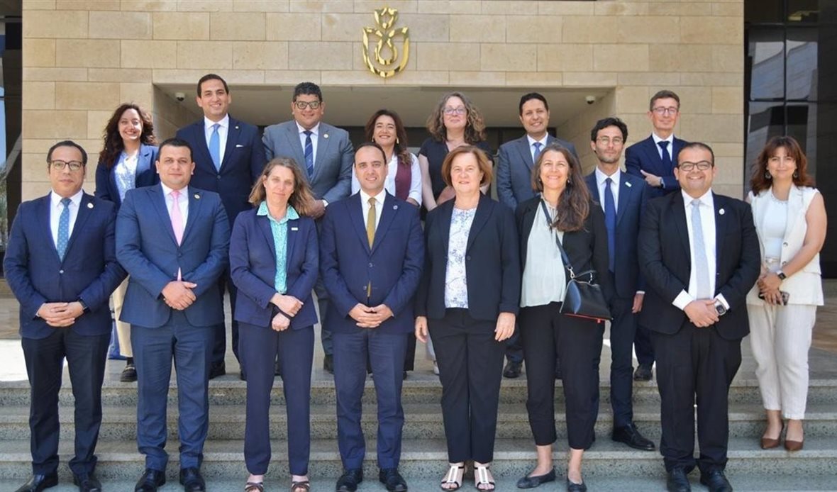 اجتمعت هيئة الرعاية