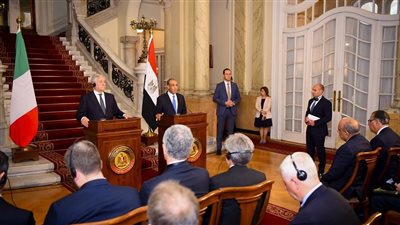 مصر وإيطاليا تعززان العلاقات السياسية والاقتصادية بتوقيع مذكرتي تفاهم في القاهرة تشملان التعاون في الطاقة وتوظيف العمالة المصرية