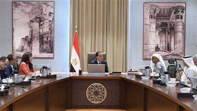 رئيس الوزراء المصري يتابع تنفيذ مشروع مدينة رأس الحكمة بالساحل الشمالي بالتعاون مع الإمارات لتطوير السياحة وزيادة الاستثمار العقاري والفندقي