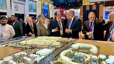 وزير السياحة والآثار يفتتح الجناح المصري في معرض سوق السفر العربي بدبي مؤكدًا تعزيز الشراكات السياحية وتسليط الضوء على التنوع الفريد للمقصد السياحي المصري عالمياً