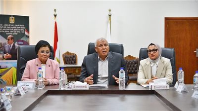 نائب وزير الصحة تشيد بجهود الوادي الجديد في تحسين الخصائص السكانية وتؤكد أهمية تنفيذ خطة الدولة لتحقيق أهداف الاستراتيجية الوطنية للسكان 2027