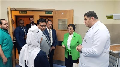 نائب وزير الصحة تتفقد منشآت طبية بأسوان وتؤكد: دعم الرضاعة الطبيعية وتوسيع غرف المشورة الأسرية أولوية لتحسين صحة الأم والطفل ضمن منظومة التأمين الصحي الشامل