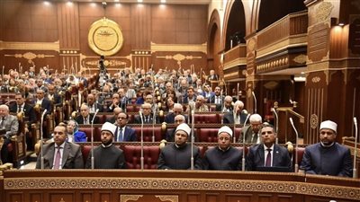 مجلس الشيوخ يناقش سياسات تجديد الخطاب الديني ومكافحة التطرف بحضور وزير الأوقاف ووزير الشئون النيابية ويُحيل الطلبات إلى لجنة الشئون الدينية