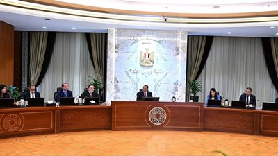 رئيس الوزراء يترأس اجتماع المجموعة الاقتصادية لبحث ترتيبات المنتدى المصري الأمريكي وبرنامج دعم الصادرات واستعراض الفرص الاستثمارية أمام الشركات الأمريكية