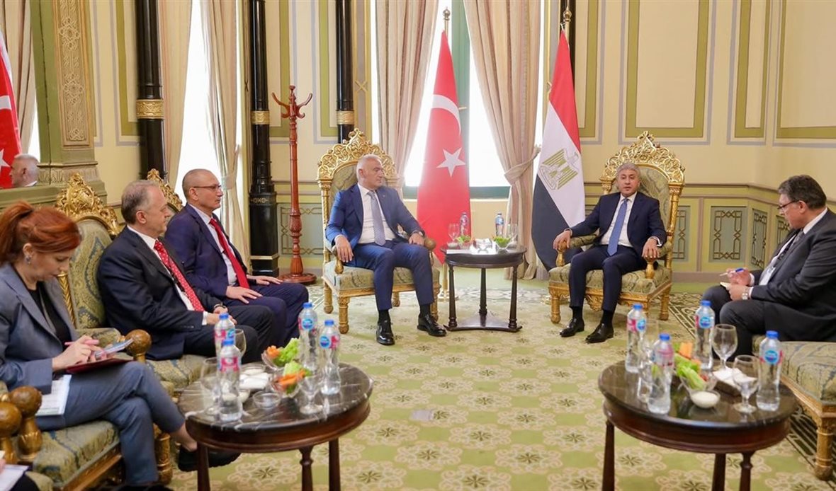 وزير السياحة المصري