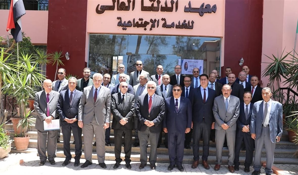 خطة شاملة من وزير