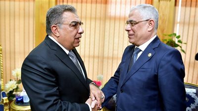 جامعة المنصورة تمنح النائب العام الدكتوراه الفخرية خلال احتفال كلية الحقوق بيوبيلها الذهبي بحضور محافظ الدقهلية وكبار رجال الدولة والقضاء