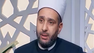 هل الإنسان مخيّر أم مُسيّر؟ الشيخ اليداك يوضح
