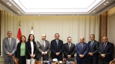 وزير قطاع الأعمال العام يلتقي وفد “بريتش بتروليوم” لمتابعة إعادة تشغيل مصنع الأنود بالعين السخنة ضمن استراتيجية تعظيم الاستفادة من الأصول الصناعية وتعزيز الطاقة الإنتاجية الوطنية